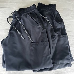 MedCouture Touch Jogger Scrubs